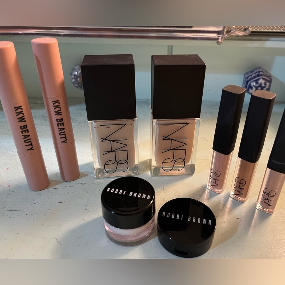 High End Makeup Bundle *Nars*BB*KKW*
